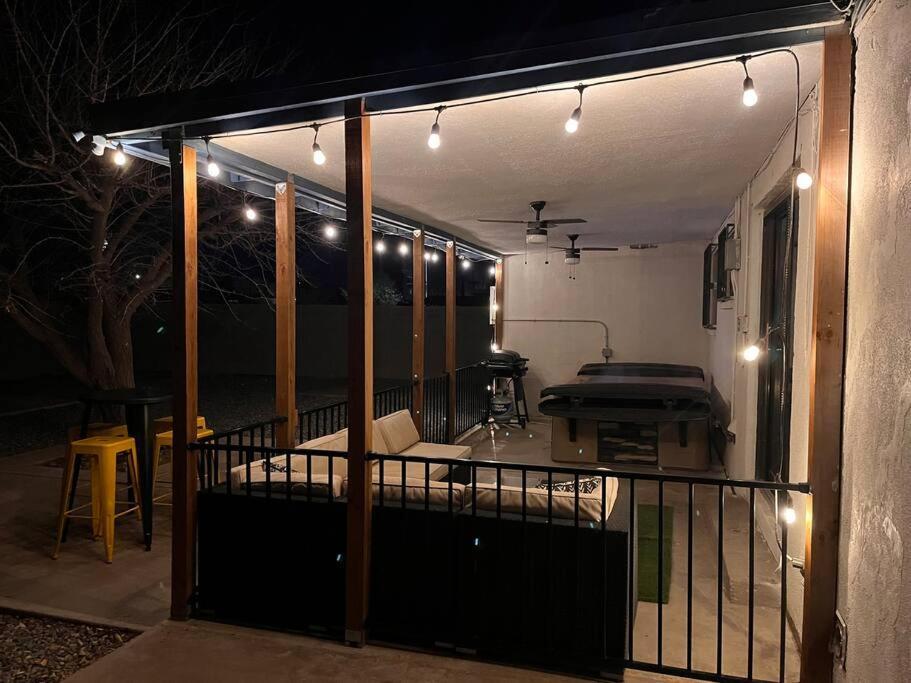 Villa Casa Charleston-3Br-2Bath-Hot Tub-Pet Friendly-No Pet Fees! Albuquerque Exterior foto