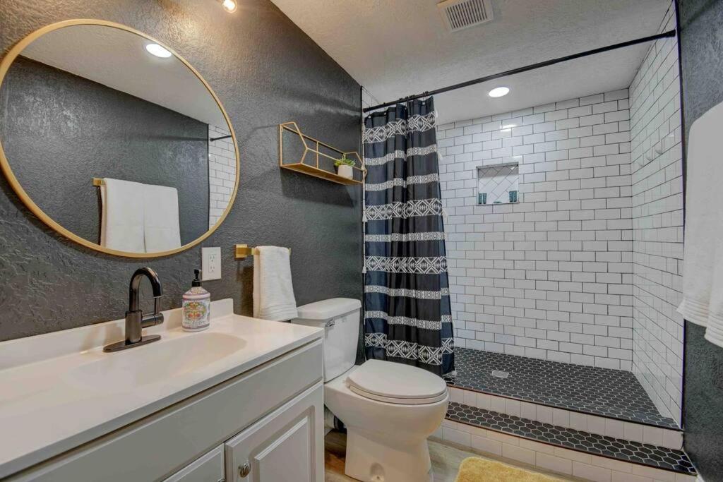 Villa Casa Charleston-3Br-2Bath-Hot Tub-Pet Friendly-No Pet Fees! Albuquerque Exterior foto